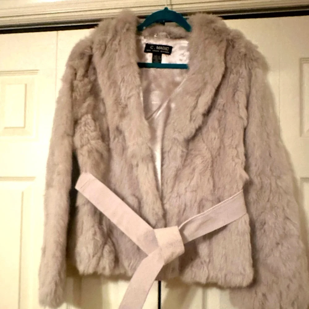 Short Rabbit fur jacket - Picture 1 of 6